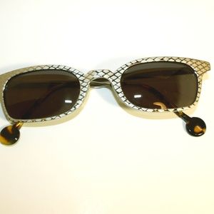 la eyeworks new vintage sunglasses women